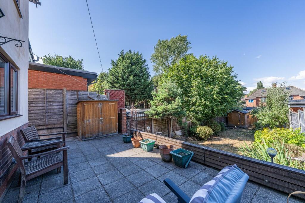 House in Walsall, The Chuckery, Birchills - View 3