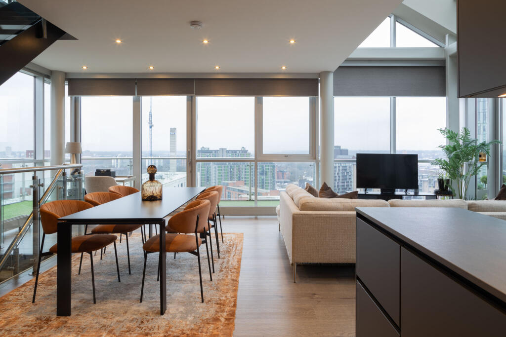 Main image of property: The Edge, Clowes Street, Salford