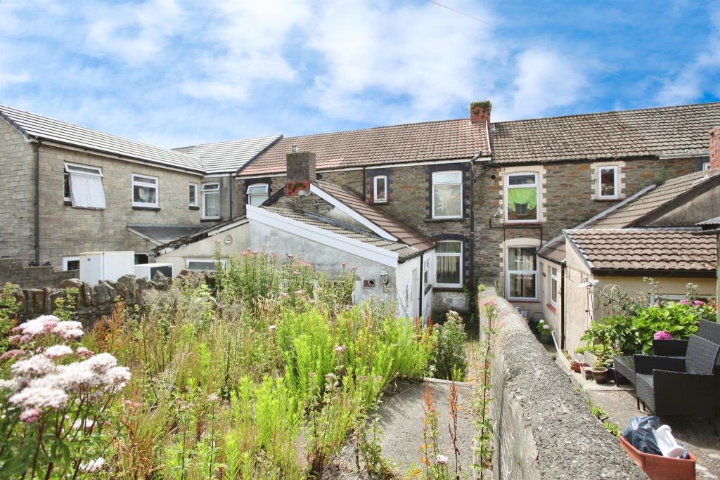 William Street, Abertridwr, Caerphilly photo 4