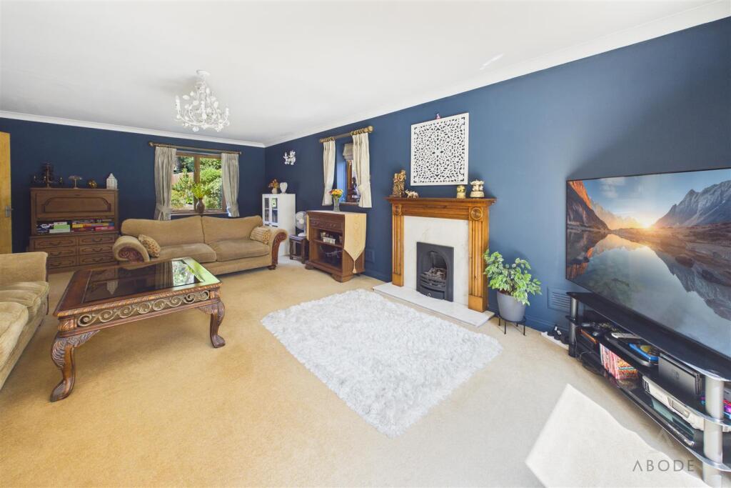 Warwick Avenue, Littleover, Derby photo 4
