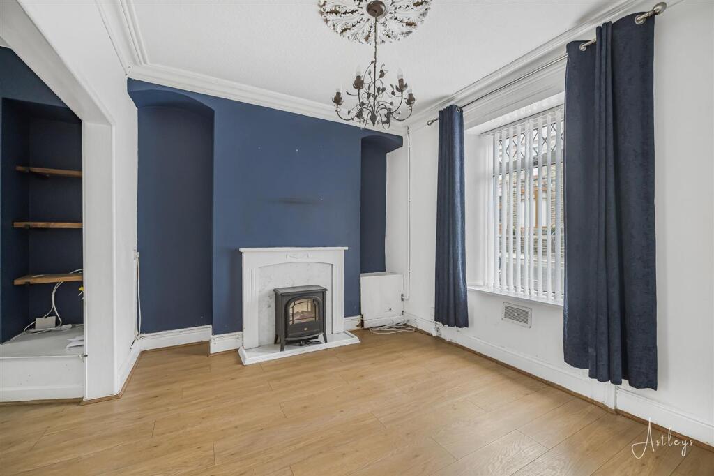 House in Swansea, Manselton, Cwmbwrla - View 5