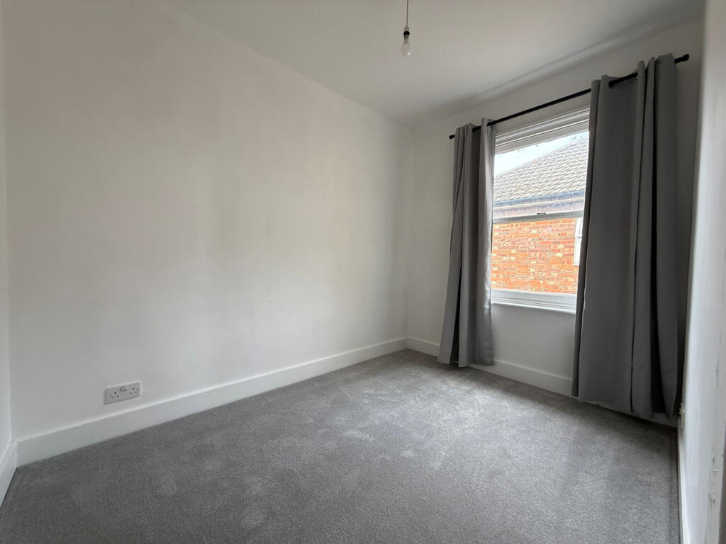 Apartment in Tunbridge Wells, Kent - More