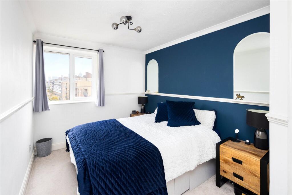 Apartment in London - View 5