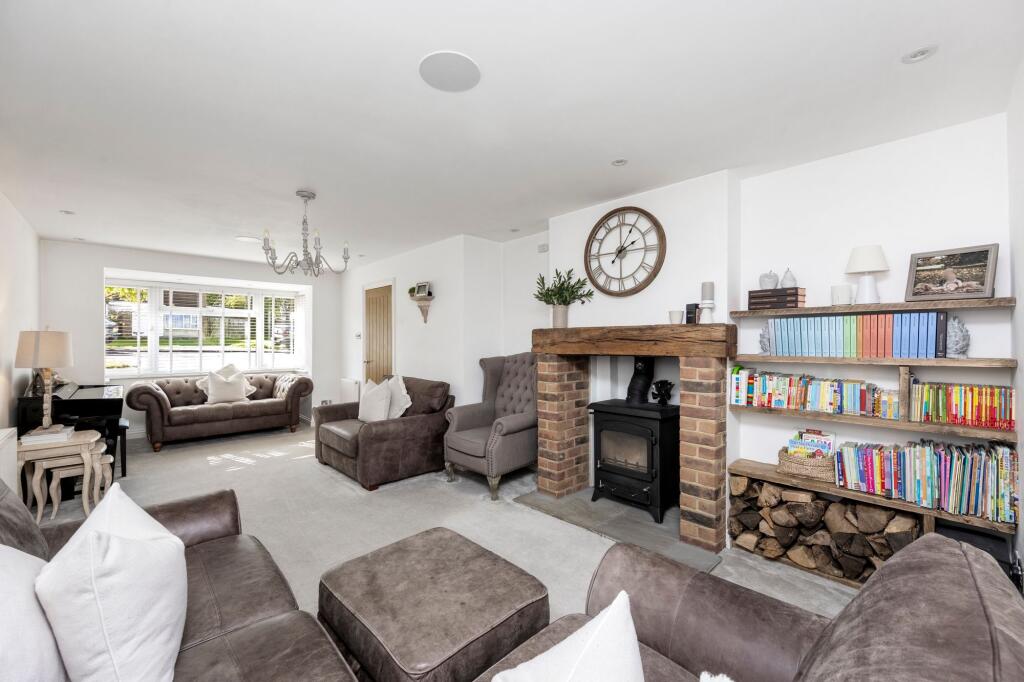 House in Horsham, Southwater - View 3