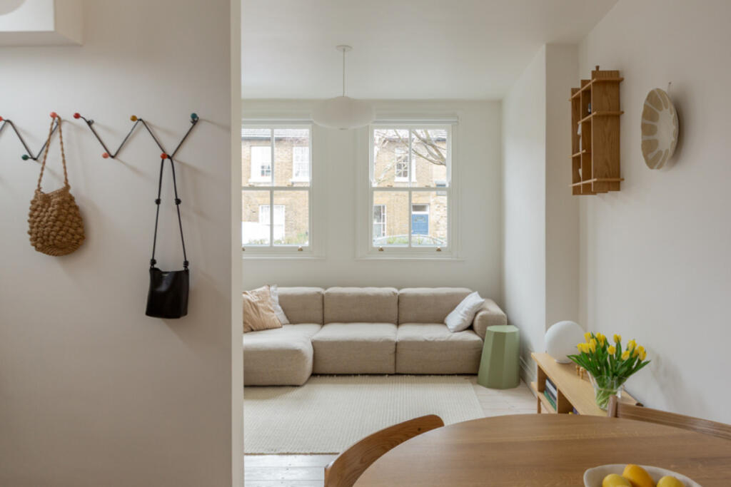 Beulah Road, London, E17 9 photo 4