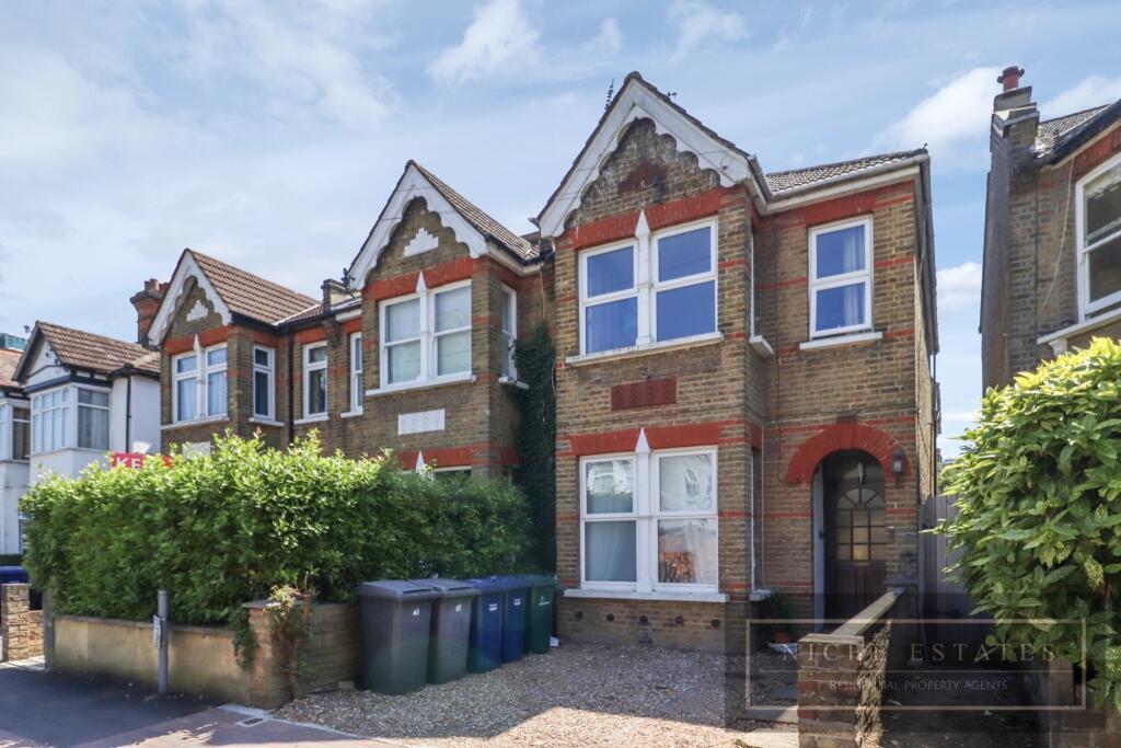 Main image of property: Nether Street, North Finchley, London, N12