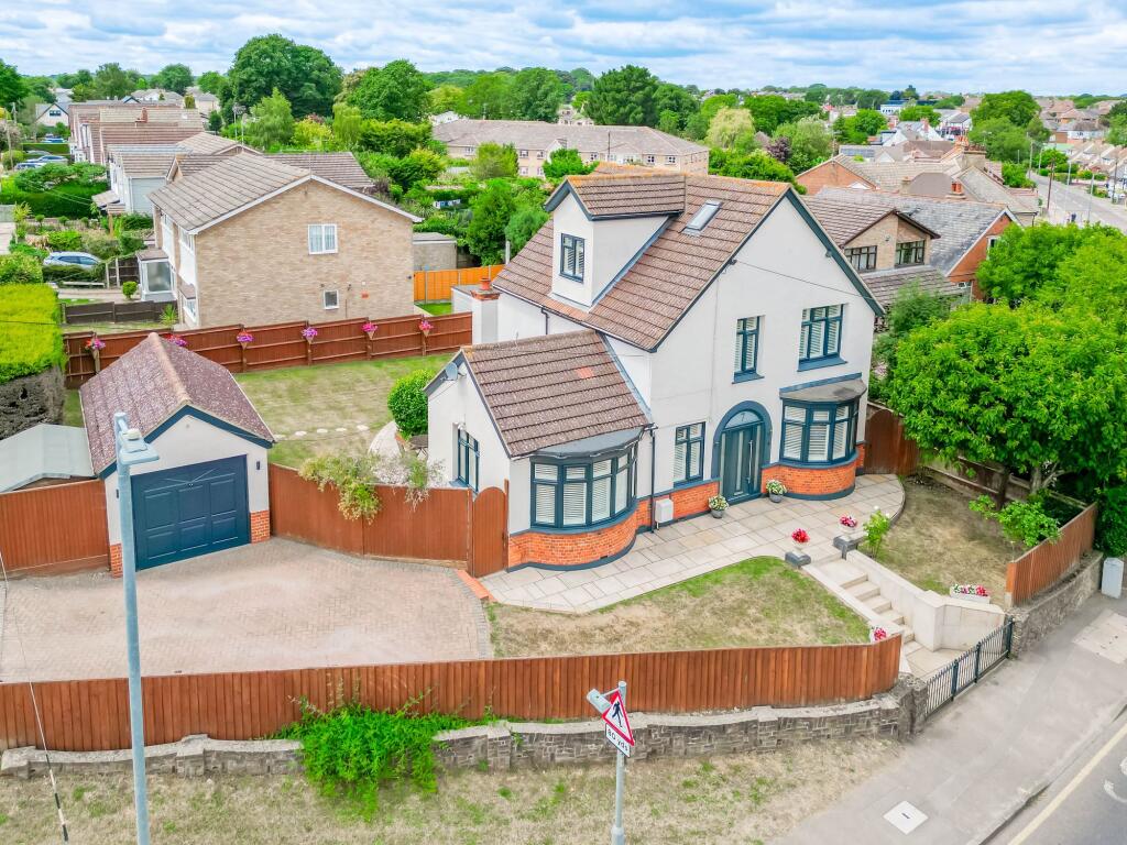 4-bed detached on Southend Road, Hockley, SS5, £650,000