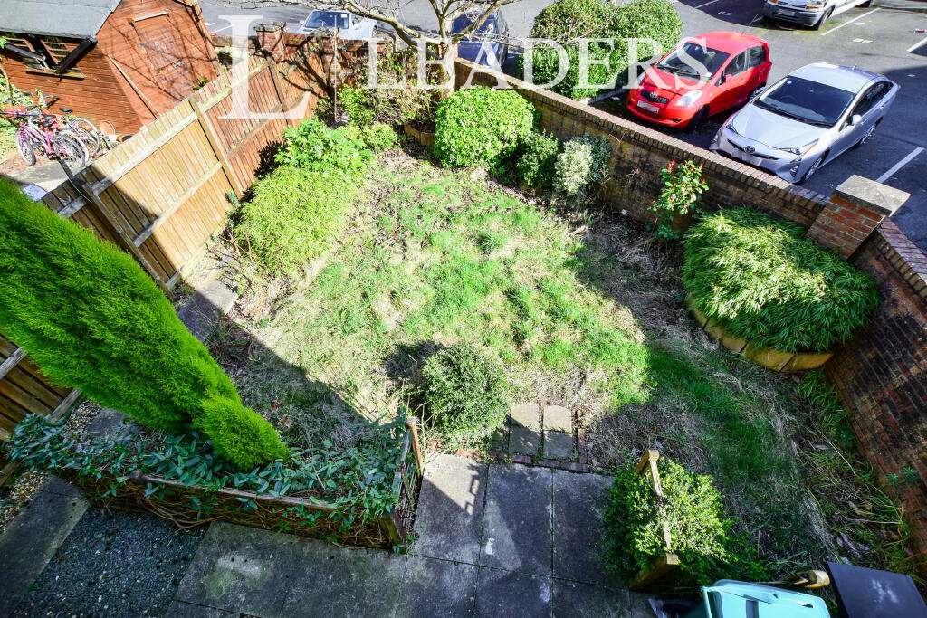 1 bedroom semi-detached house for rent