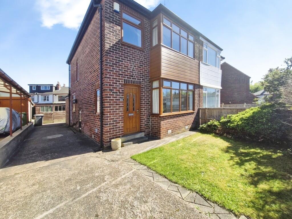 Main image of property: Vesper Gate Mount, Kirkstall