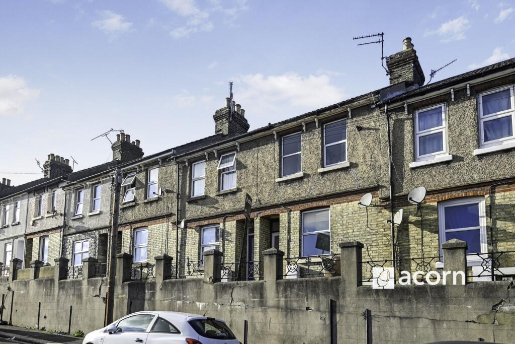 Main image of property: Mount Road Chatham ME4