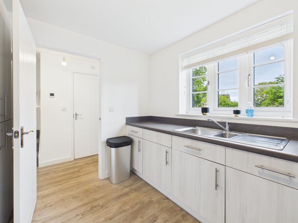 House in Towcester, West Northamptonshire - More