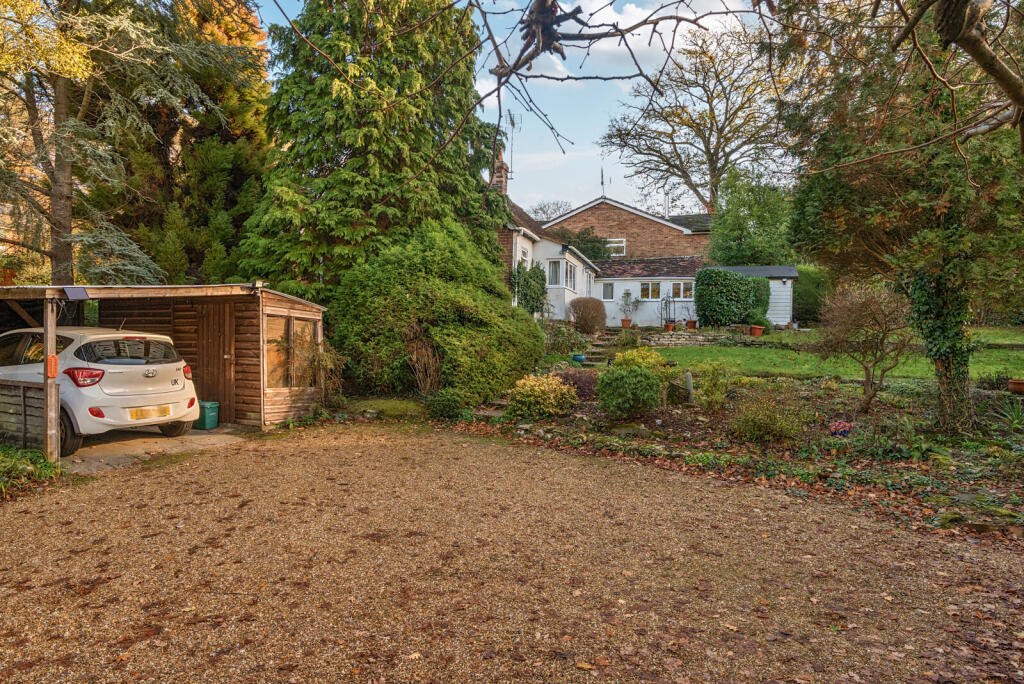 House in Waverley, Farnham - View 2