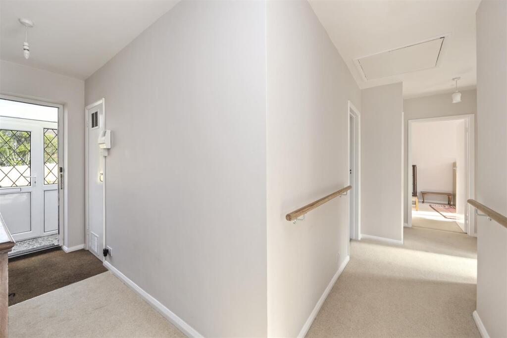 Beechwood Close, Surrenden, Brighton photo 5