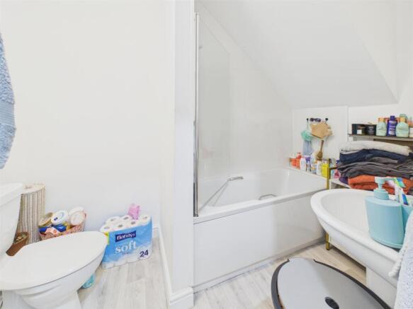 Sunny Bay Bathroom
