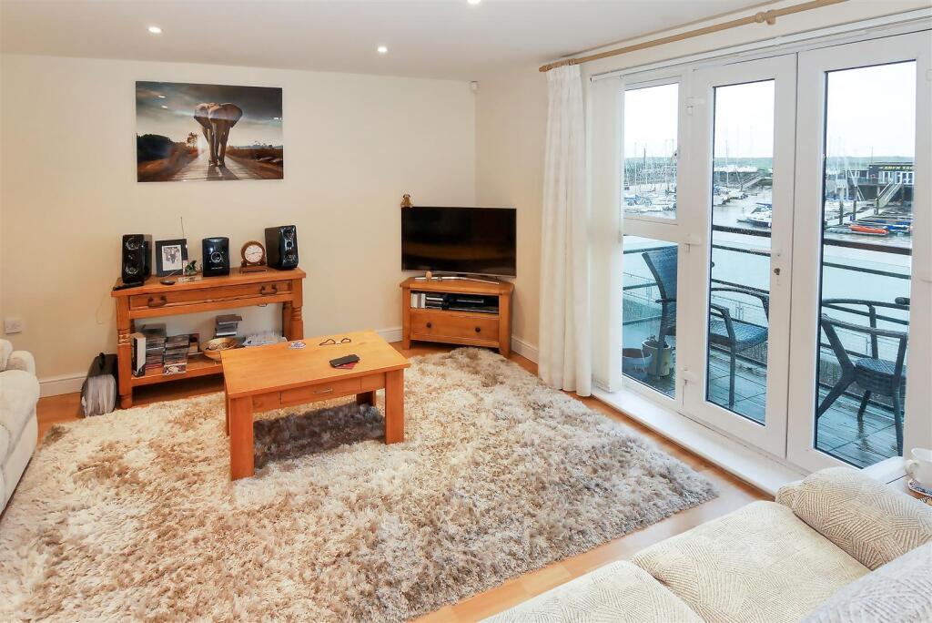 Apartment in Brighton - View 4