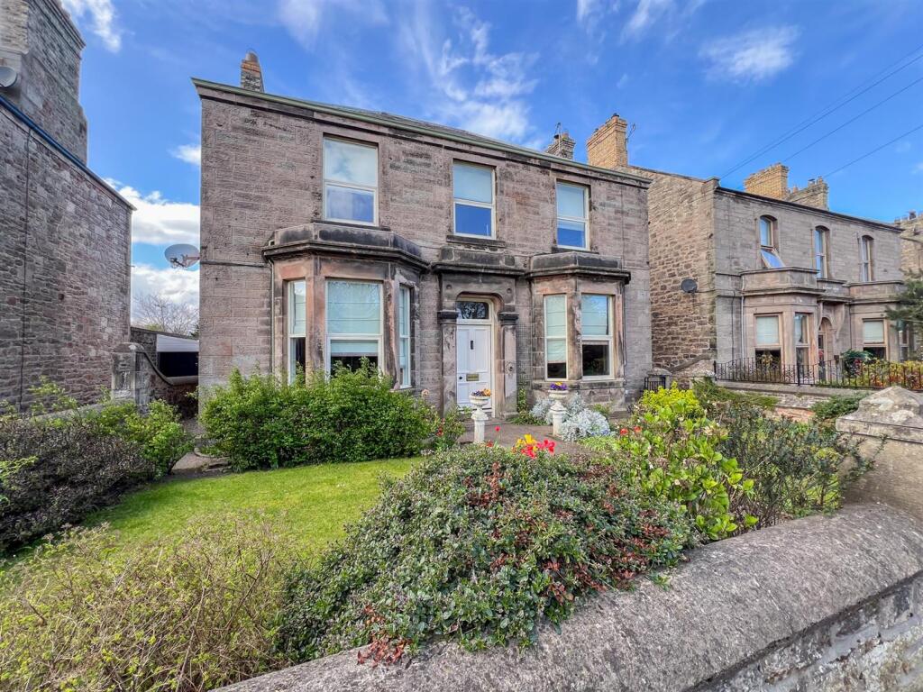 4-bed detached on Shielfield Terrace, Tweedmouth, Berwick-Upon-Tweed, £495,000
