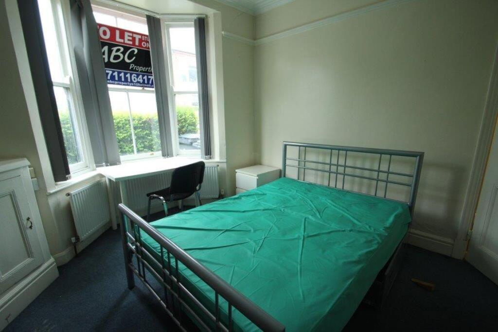 House in Leicester - View 5