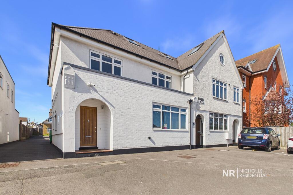 Main image of property: 713 London Road, Cheam, Sutton, Surrey. SM3