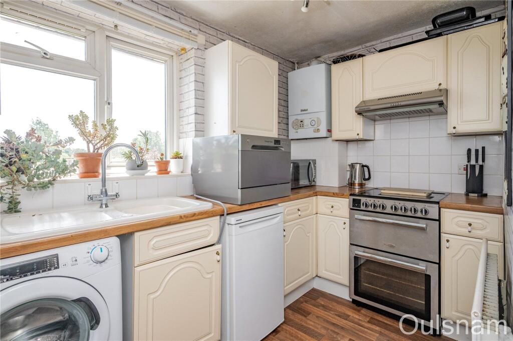 Apartment in Bromsgrove - View 4
