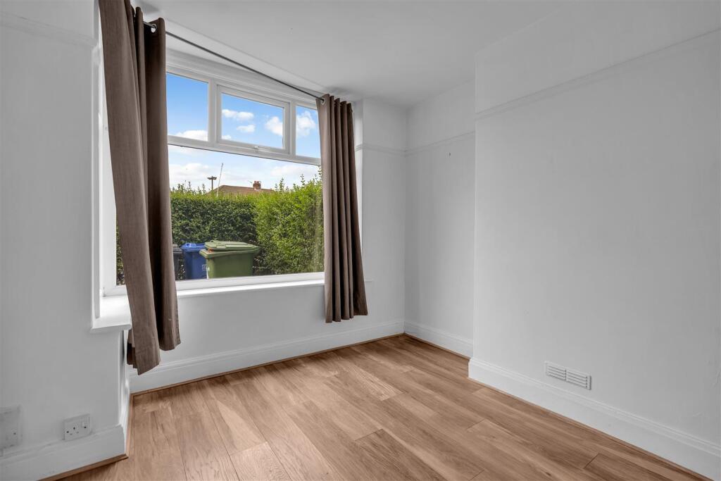House in Doncaster - View 2