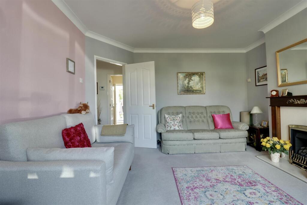 House in Portsmouth, Hilsea - View 3