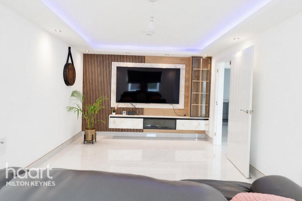 House in Milton Keynes - View 5
