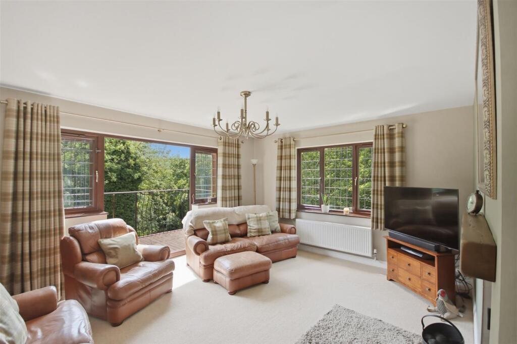 House in Sheffield - View 4