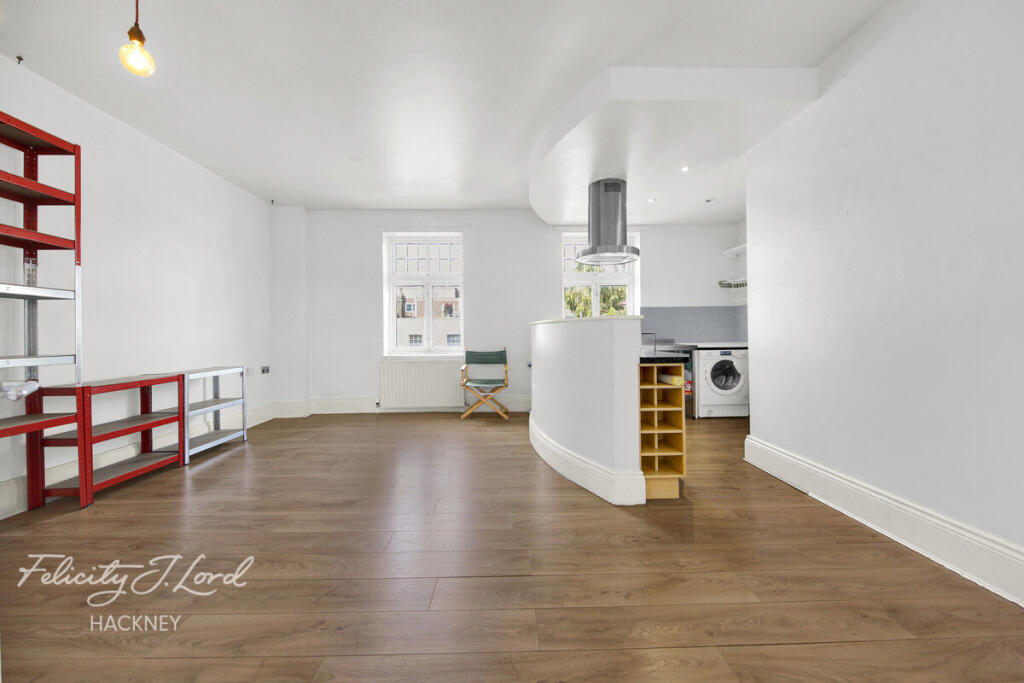 Apartment in London - View 5