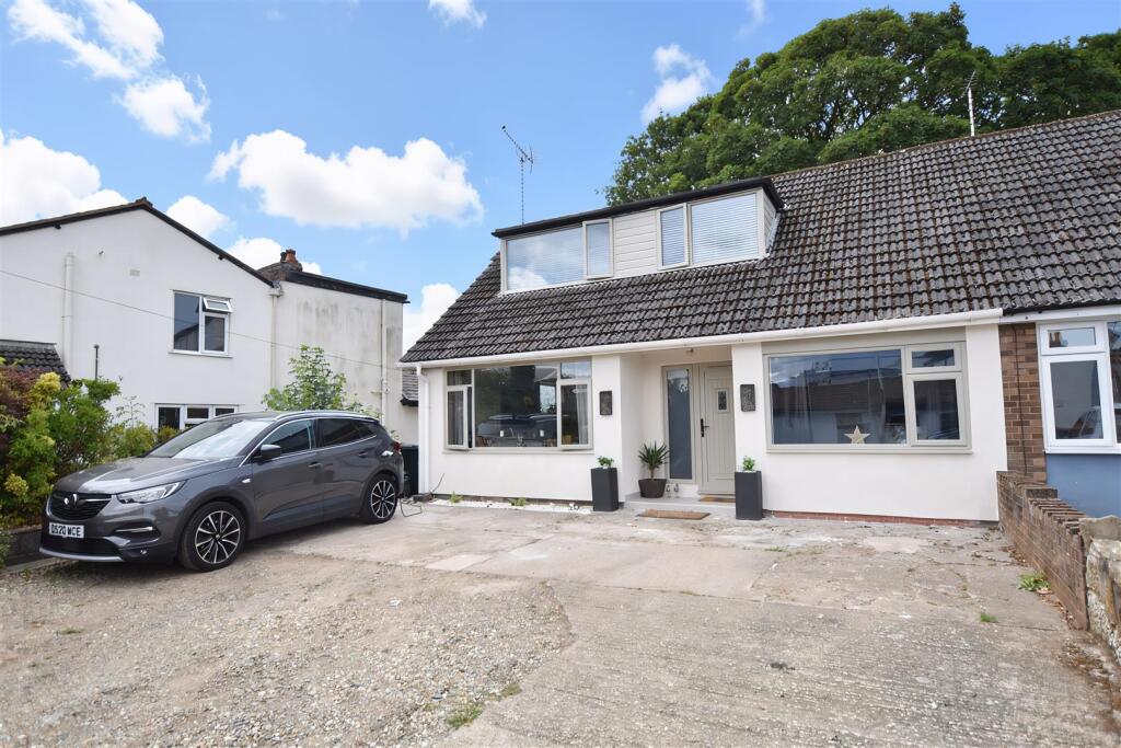 Main image of property: Wrexham Road, Cefn-Y-Bedd, Wrexham