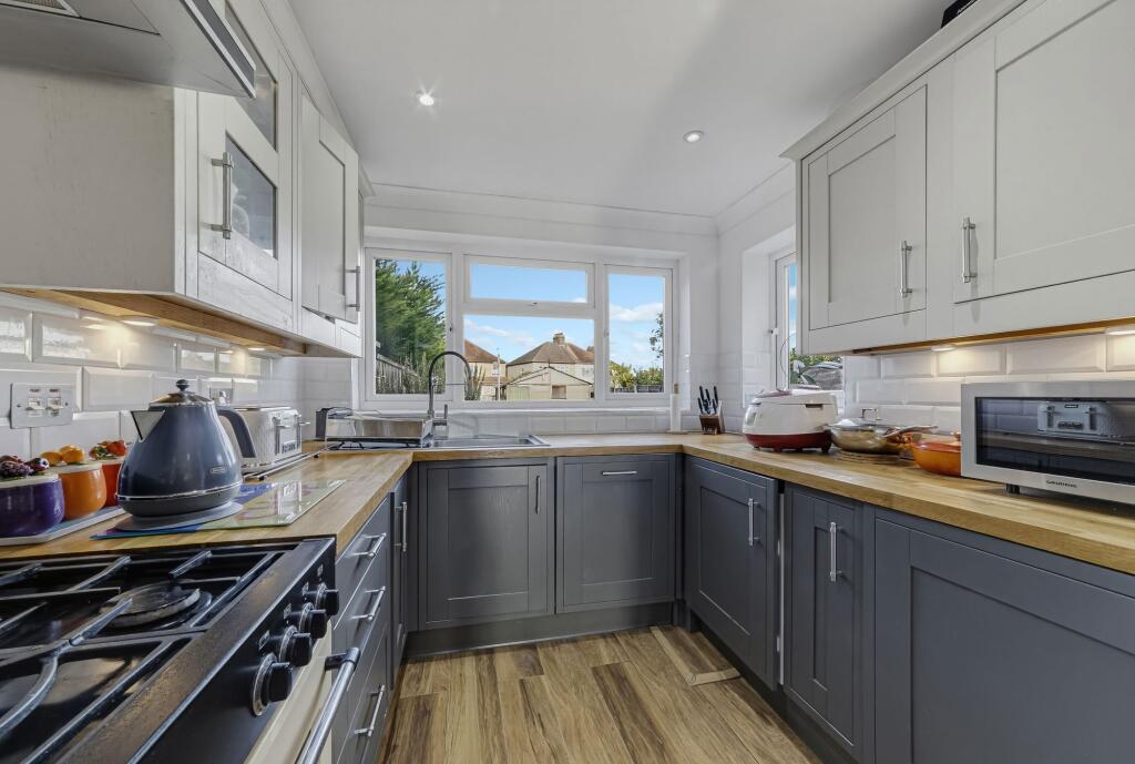 House in London, Benhilton - View 4