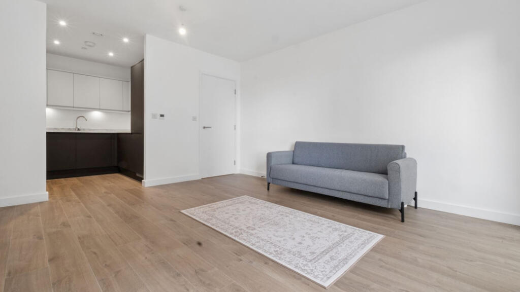 Apartment in Brighton - View 5