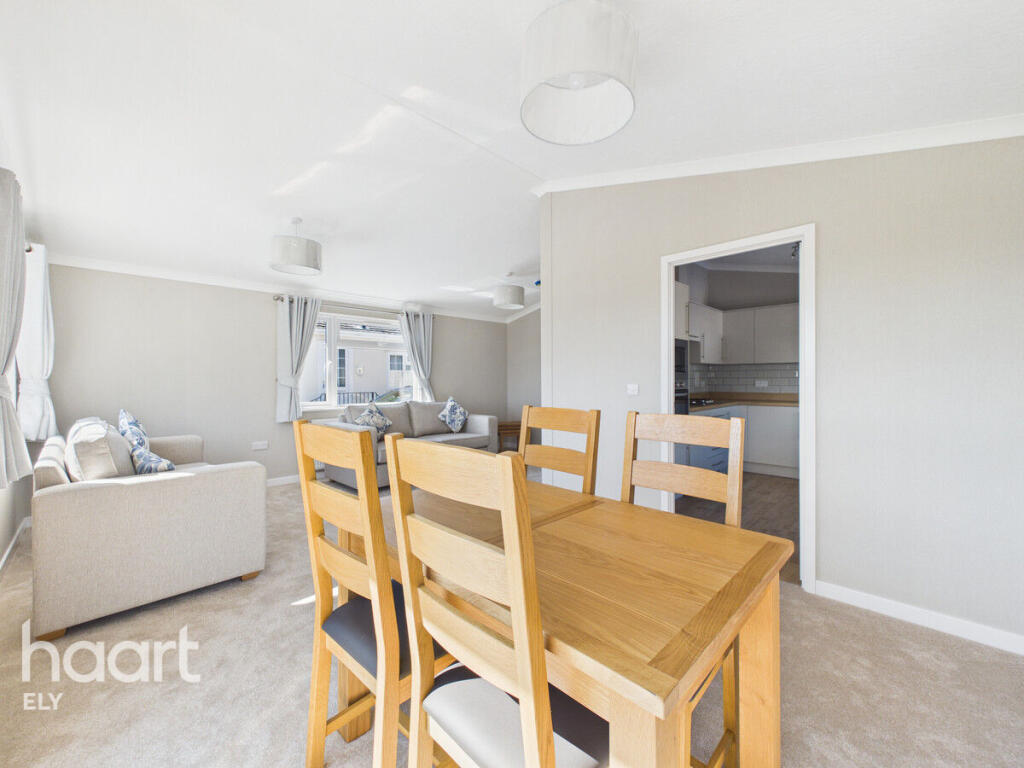 House in Cambridge - View 3