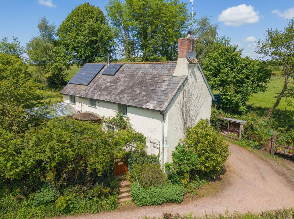 Main image of property: Upton Pyne, Exeter, EX5