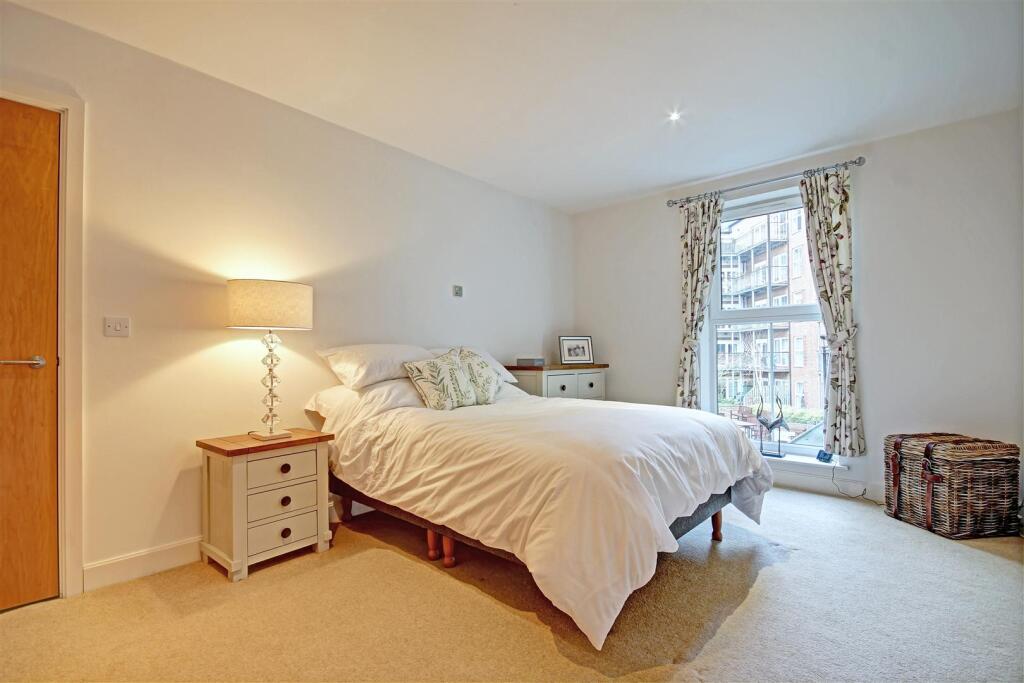 Avon House, Welland Place, Market Harborough photo 2