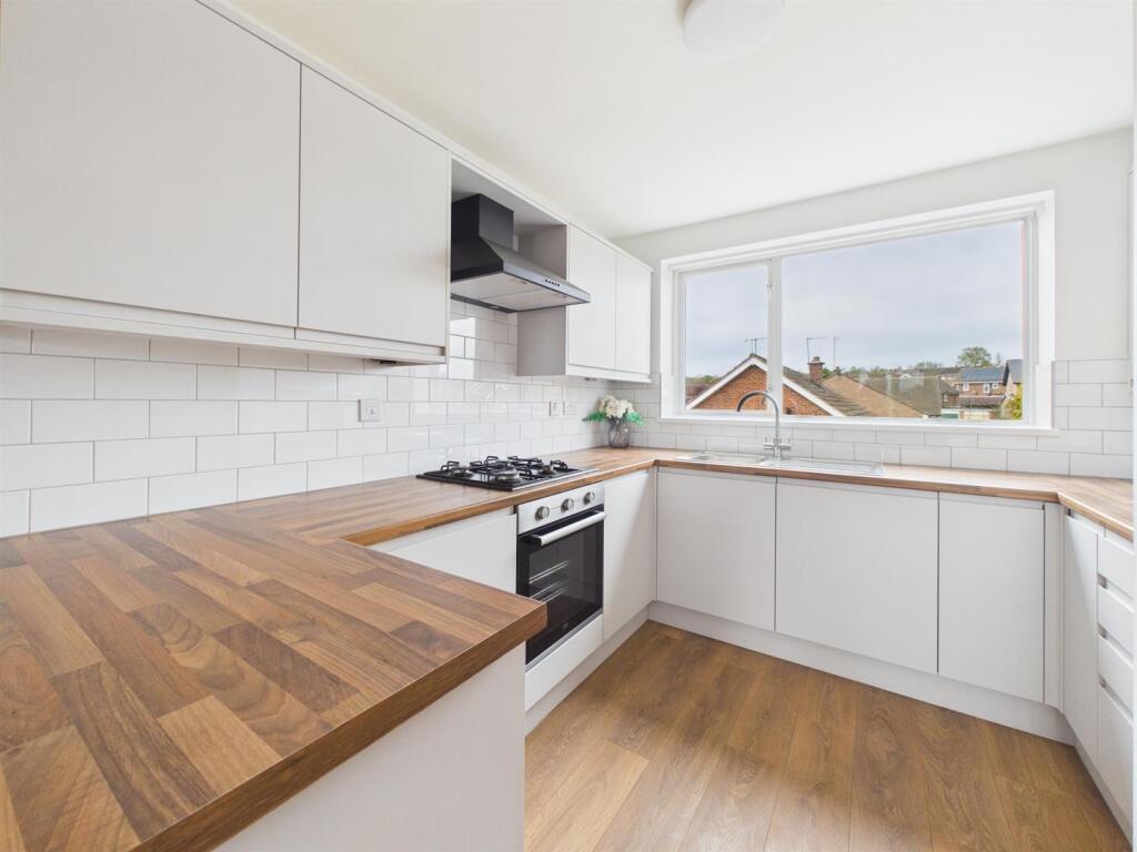 Main image of property: Shakespeare Avenue, Redditch
