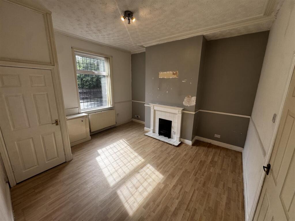 Marlborough Street ,Ashton-Under-Lyne, Lancashire, OL7 photo 2