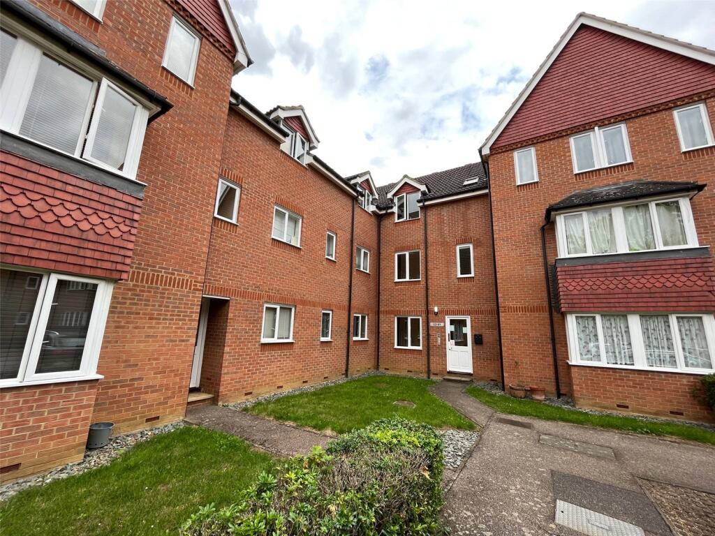 Main image of property: Redoubt Close, Hitchin, Hertfordshire, SG4