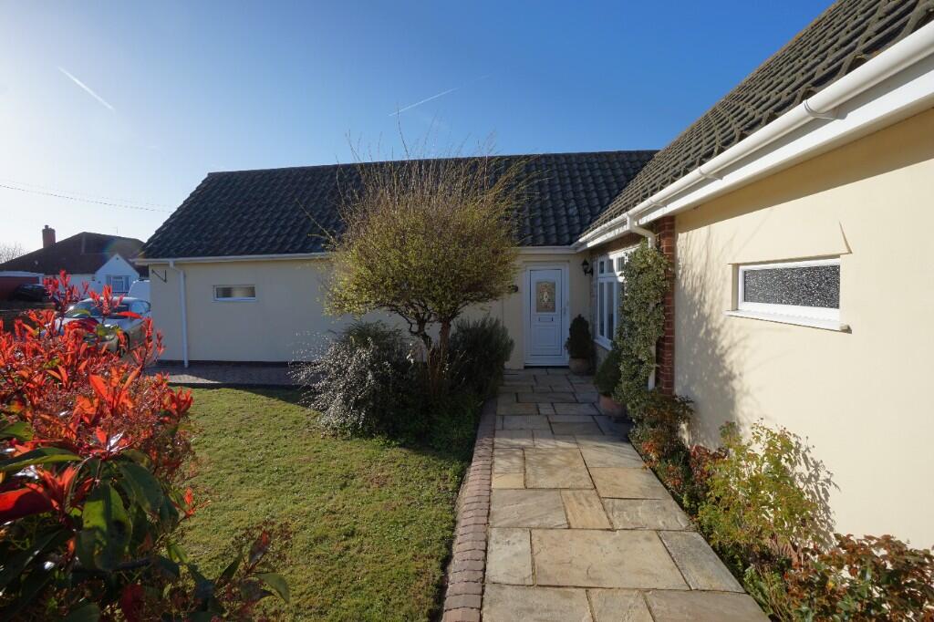 Essex Gardens, Birchington, Kent, CT7 photo 2