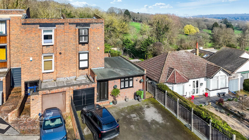 Shooters Hill, London - View 6