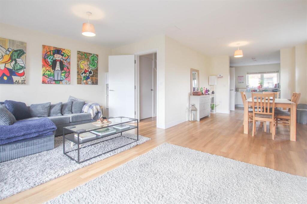 House in Uttlesford, Pleasant Valley, Saffron Walden - View 4