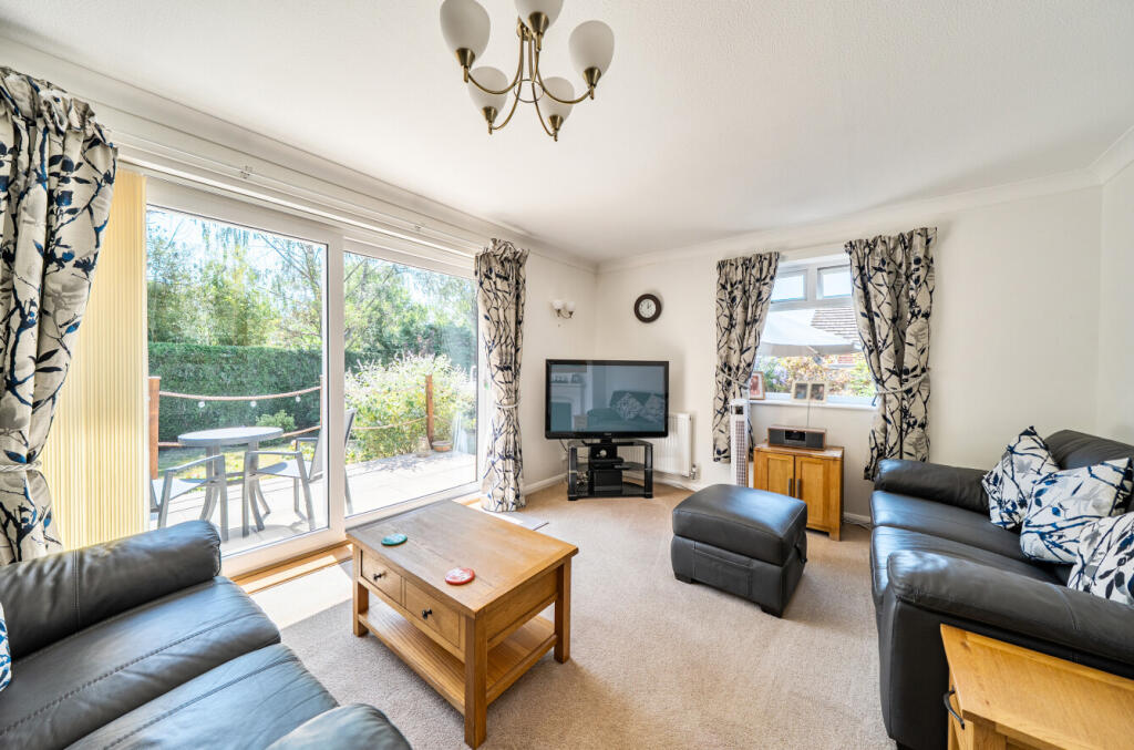 Longwater Lane, Finchampstead, Wokingham, Berkshire, RG40 - View 3
