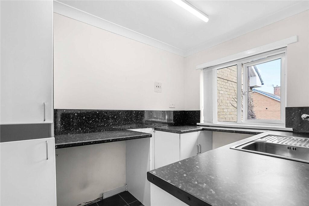 Apartment in Middlesbrough - View 4