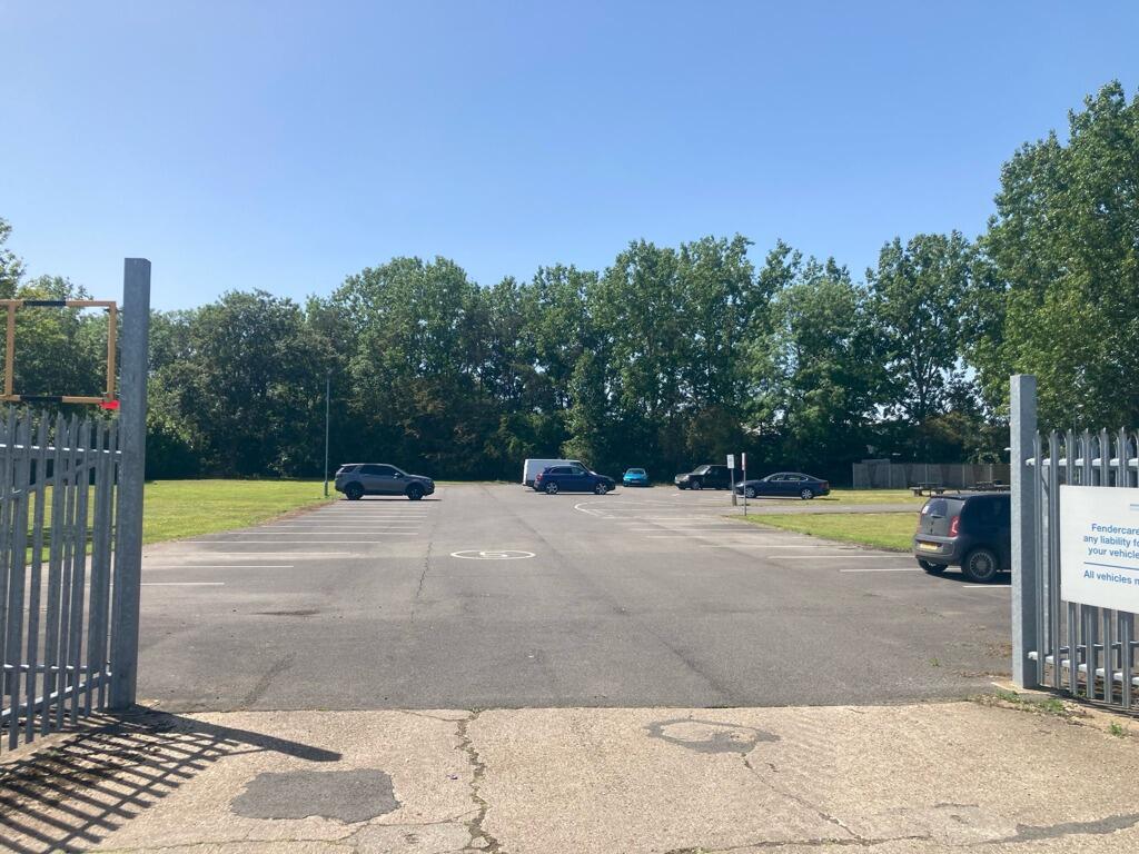 Photo 18