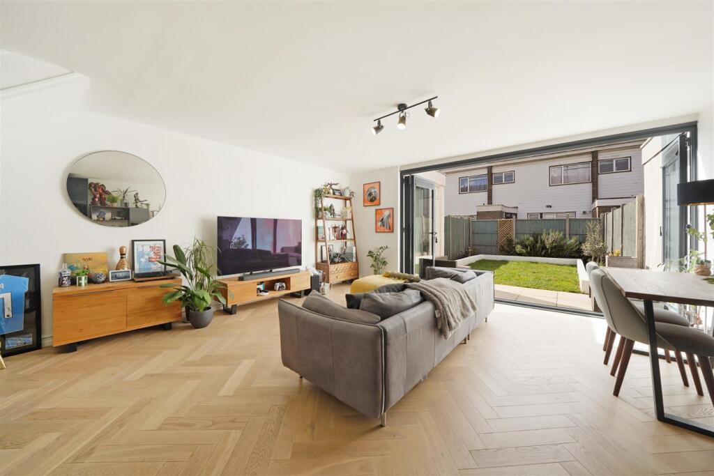 Main image of property: Kidbrooke Park Close, London