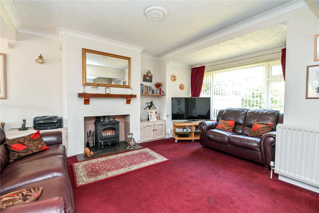 House in New Forest, Old Milton, New Milton - More