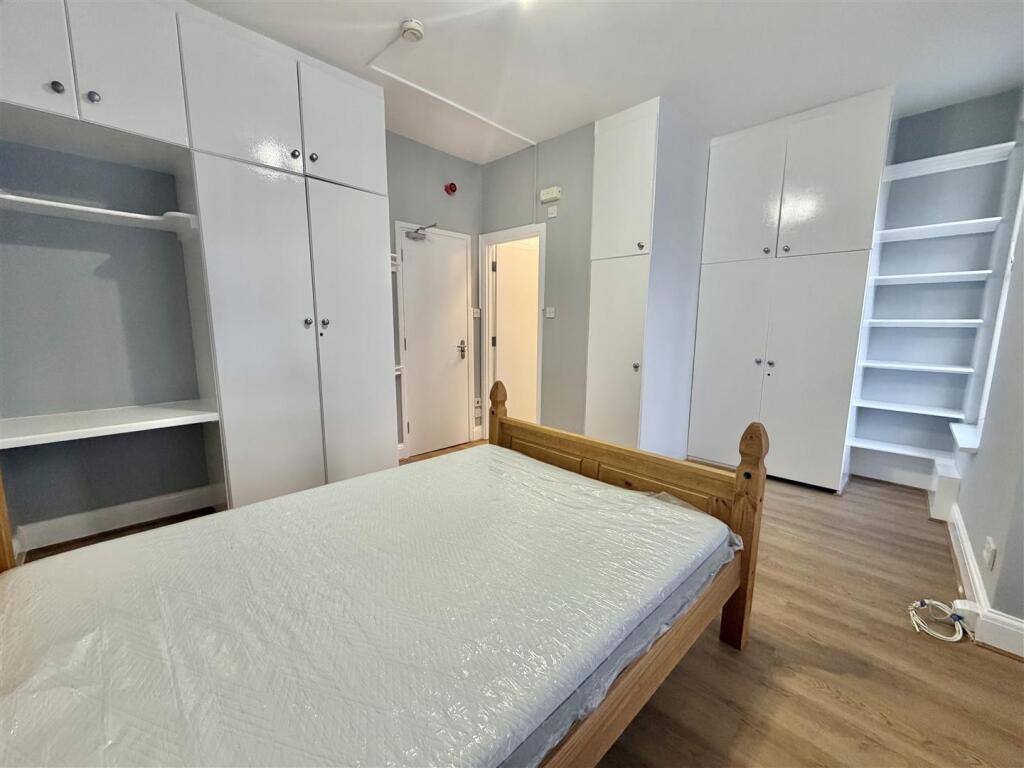 House in London, Hornsey Park, Harringay - View 3