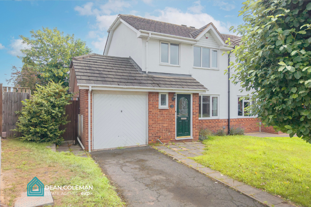 Main image of property: York Close, Bournville, B30 2HN