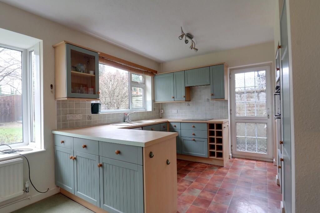 Franklins Road, Stevenage, Hertfordshire, SG1 photo 3