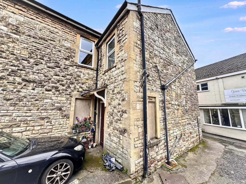House in Midsomer Norton, Belle Vue, Welton - View 3