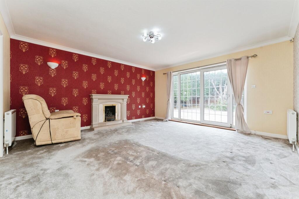 House in Peterborough - View 4